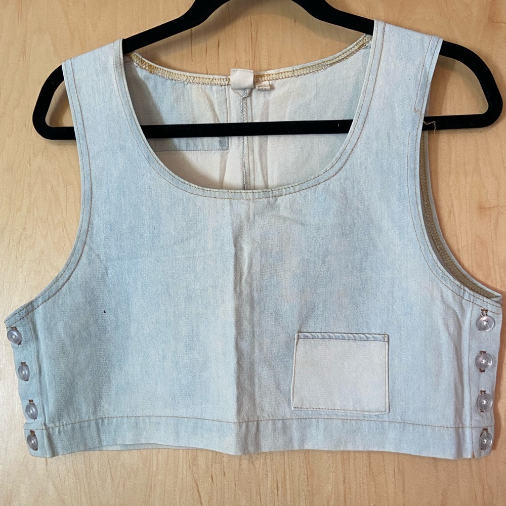 Urban Renewal Denim Crop - M